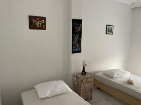 Kostas' House